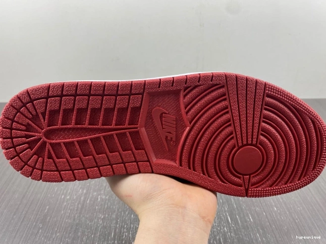 HYPE Retro Low Jordan Bred 1 705329-001 Air 0707